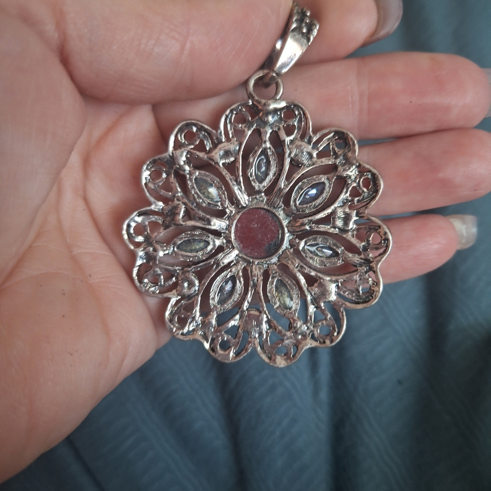 Vintage Silver and Blue Floral Necklace - Picture 4 of 9
